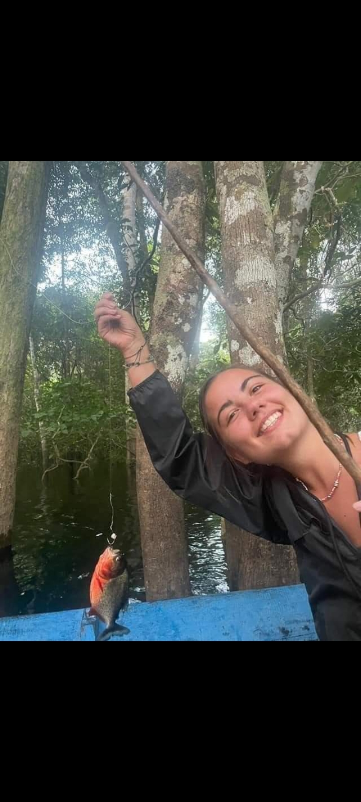 Pesca de piranha no igapó